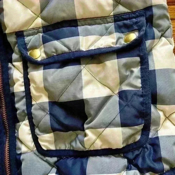 JCREW - Women’s puffer vest in gingham navy and white check. Size XS - Picture 4 of 8